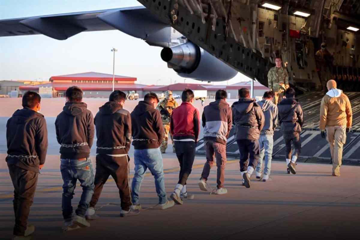 Corte Suprema frena Trump e sospende le espulsioni dei venezuelani verso El Salvador