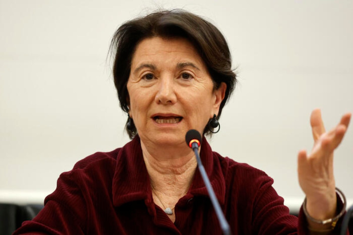 Roccella: “Sentenza in UK su trans un atto di giustizia. Non possono avere le tutele delle donne”