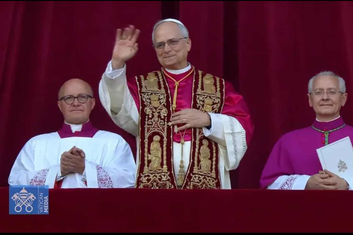 Papa Leone XIV, chi è: pace e rerum novarum la bussola del nuovo Pontefice