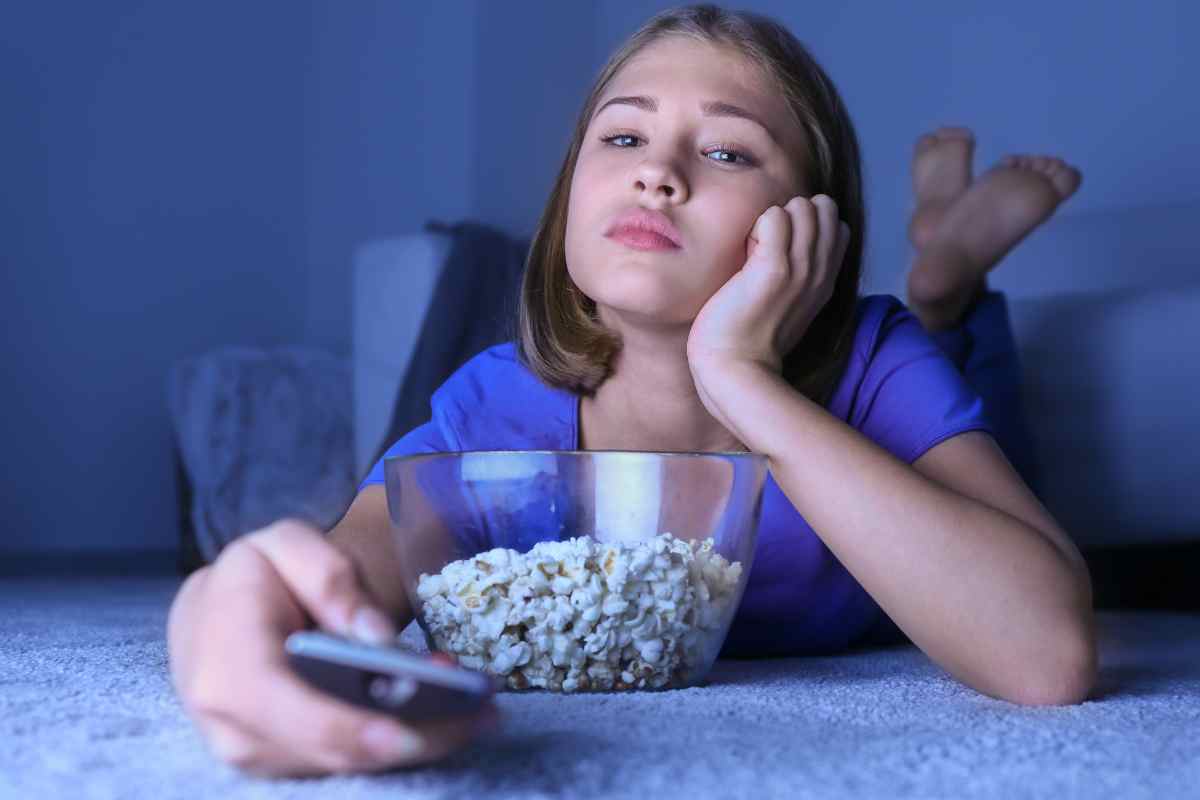 E’ una comune abitudine ma, compromette lo sviluppo del cervello nei più giovani: è allarme dei medici