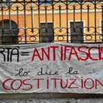 Striscione antifascista