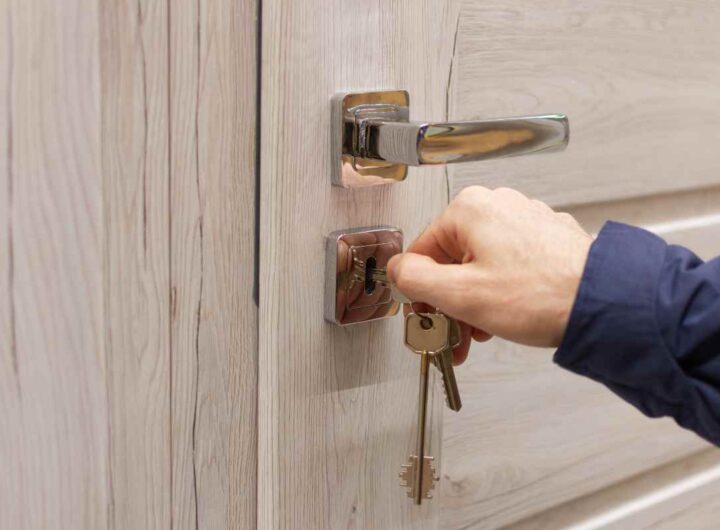 Occhio alla chiave nella serratura di notte, ecco cosa rischi, i dettagli