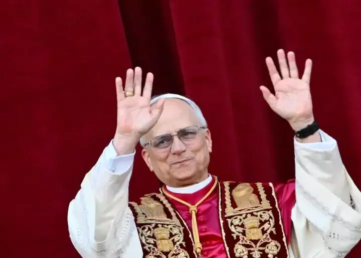 Francis Prevost: Papa Leone XIV, chi è: pace e rerum novarum la bussola del nuovo Pontefice