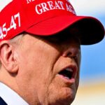 I grandi della terra sono piccini, i piccoli italiani ancora di più: via Nazionale è di destra? Nella foto Donald Trump