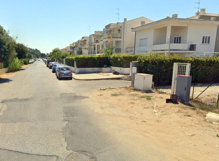 la strada a fregene dove è stata trovata morta una donna