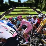 una fase del giro d'italia