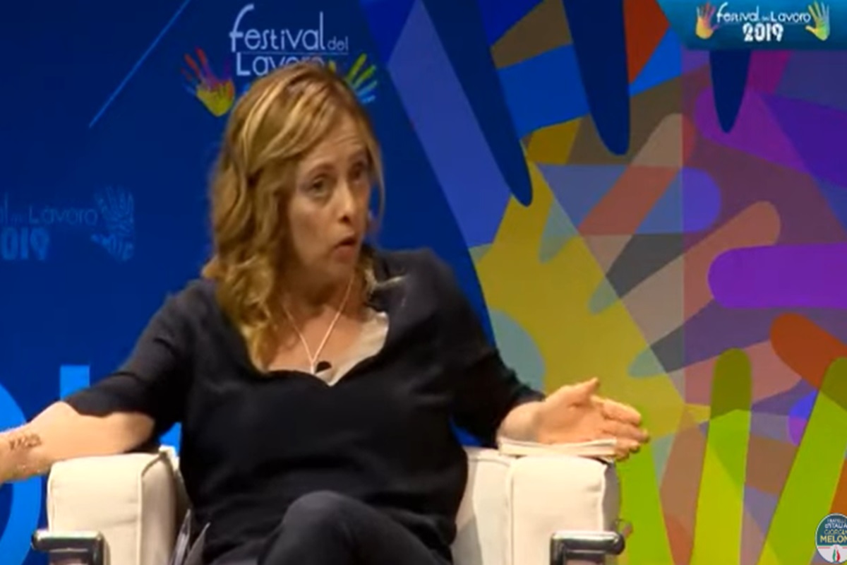 Ipse Dixit, quando Meloni spiegava: “Non sono contraria al salario minimo. Ma servono meccanismi di compensazione”