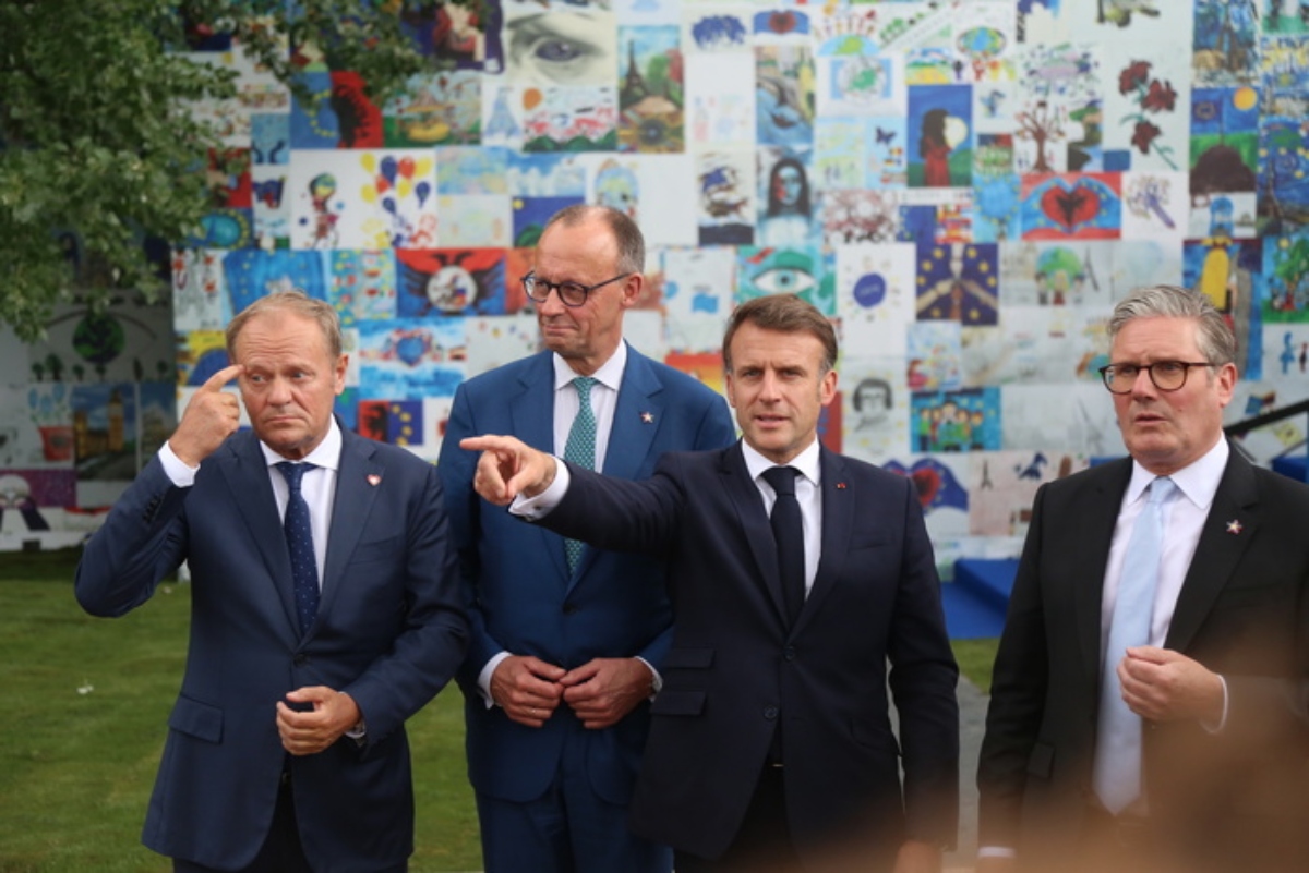 Giorgia Meloni: “Sostengo gli sforzi di Trump per una pace giusta. Putin parli con i leader”