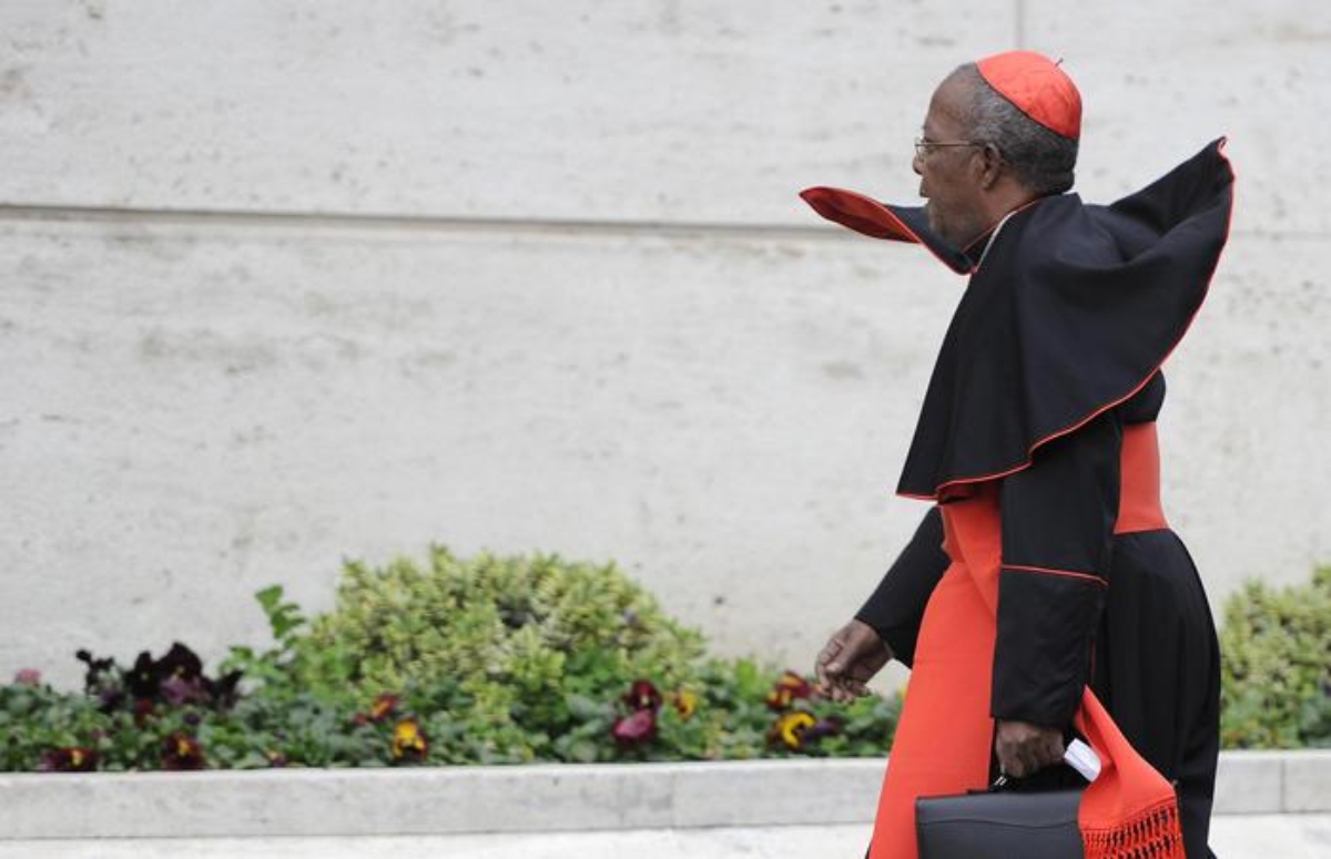 Conclave, escluso il cardinale africano Njue: perché sta male o perché si abbassa l’età?