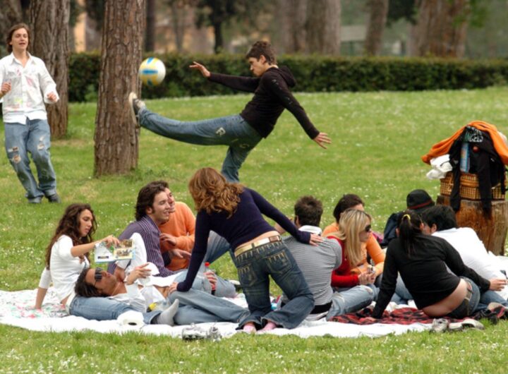 giovani al parco