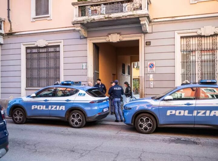 Una volante della polizia