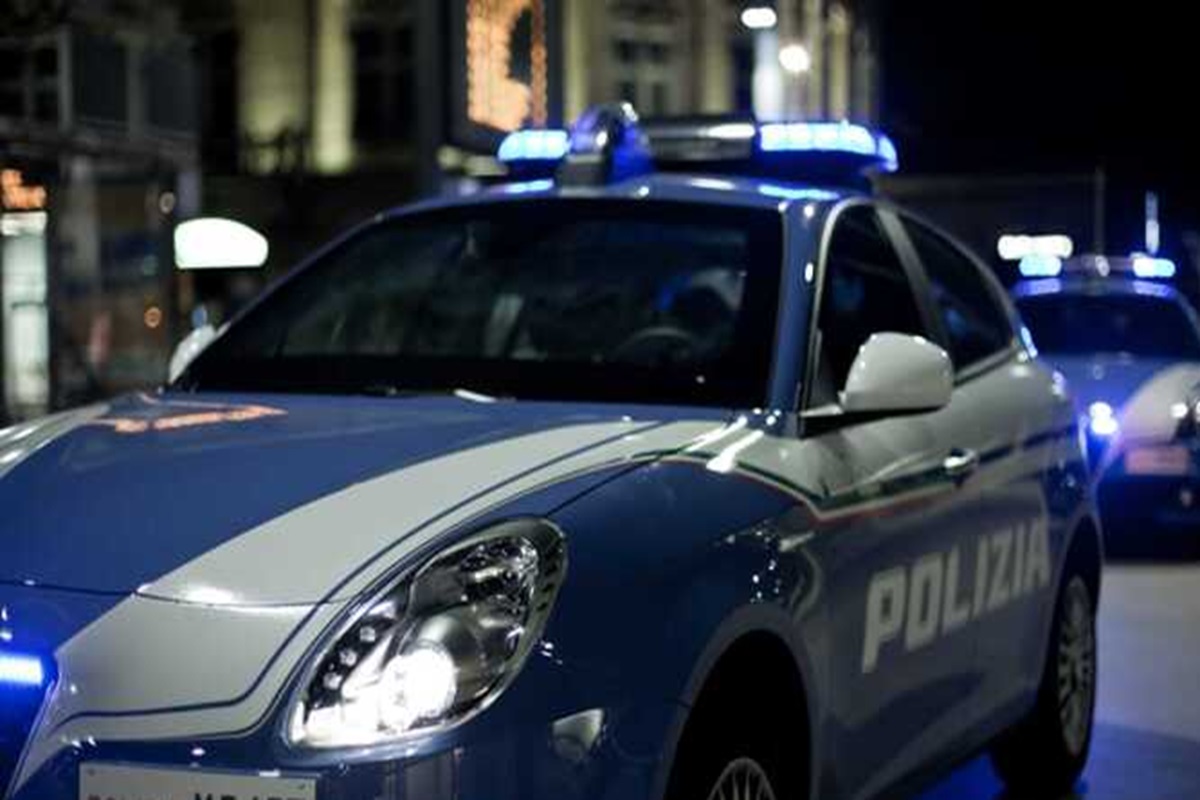 Detenuto non rientra in carcere e accoltella un 50enne: è caccia all’uomo a Milano. Scomparsa anche una donna