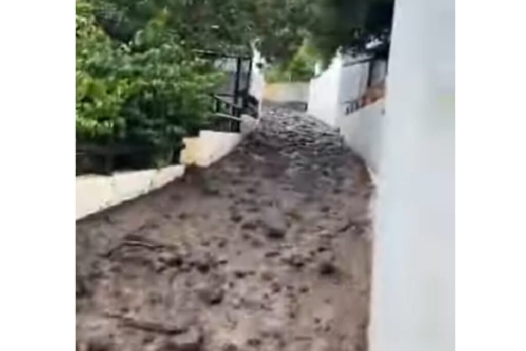 stromboli fango sulle strade