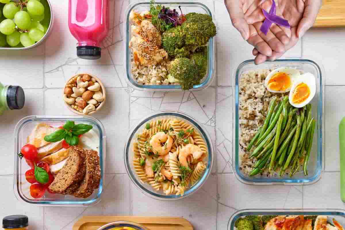 Tumori, adesso puoi proteggerti con la dieta: la ricerca ha trovato la cura nel digiuno intermittente