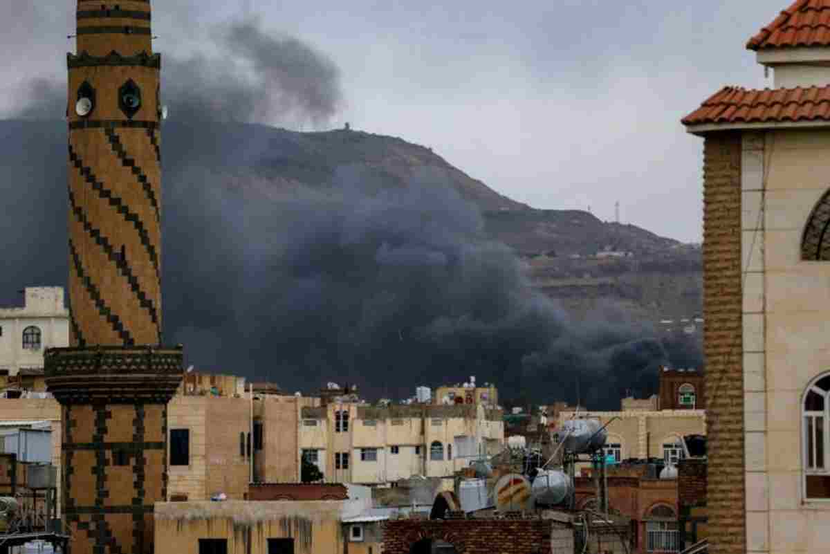 Le notizie del giorno, Merz eletto cancelliere al secondo turno. Israele bombarda l’aeroporto di Sanaa in Yemen