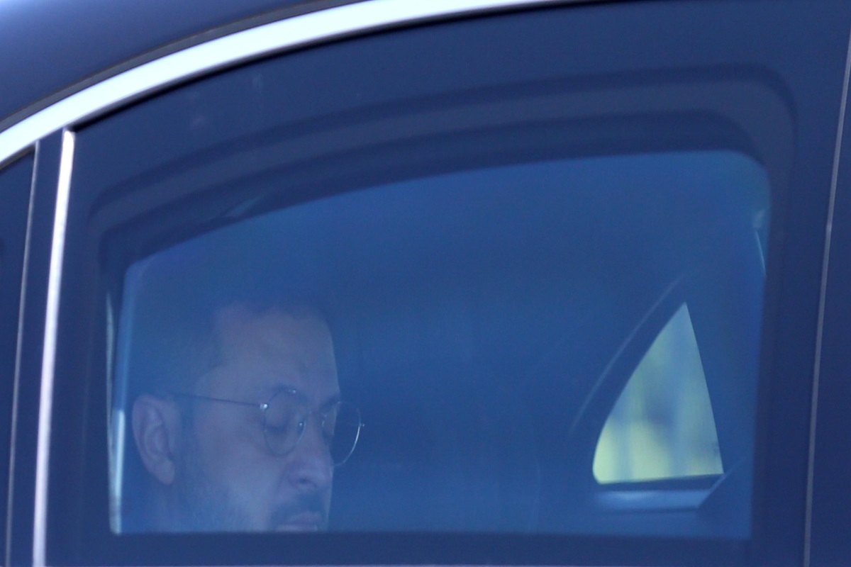 La foto del giorno, Zelensky in auto diretto ad Ankara per incontrare Erdoğan