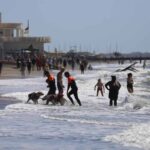 Salvataggio su una spiaggia italiana