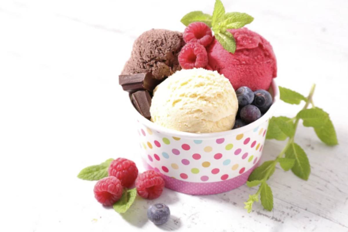 Gelato fatto in casa, i 5 segreti per renderlo cremoso come quello della gelateria: bastano pochi ingredienti