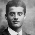 Papa Leone proclama due nuovi santi ragazzi, Pier Giorgio Frassati e Carlo Acutis, italiani, morti nel 1925 e nel 2006, Pier Giorgio Frassati nella foto