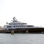 Yacht matrimonio Bezos