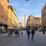 una veduta di bologna