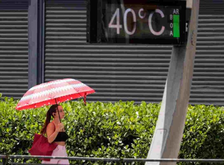 Tabellone mostra la temperature di 40 gradi
