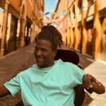 La denuncia: "Mio fratello non parla perché è disabile, e ora la pratica per la cittadinanza è stata rinviata"