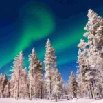 Hai mai visto l’aurora da una baita in mezzo alla neve?