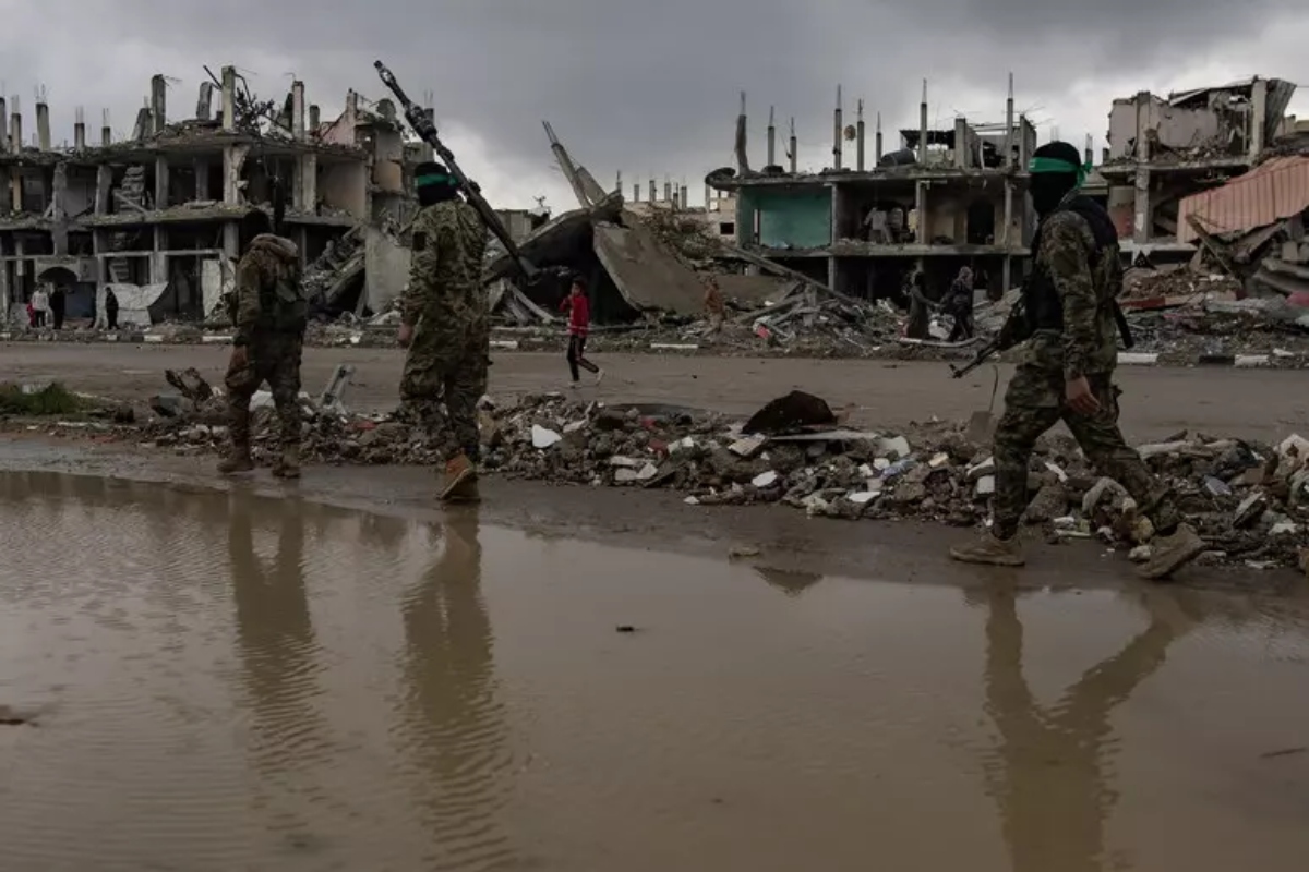 L’ex ministro della Difesa Avigdor Lieberman: “Israele arma bande di miliziani Isis contro Hamas”