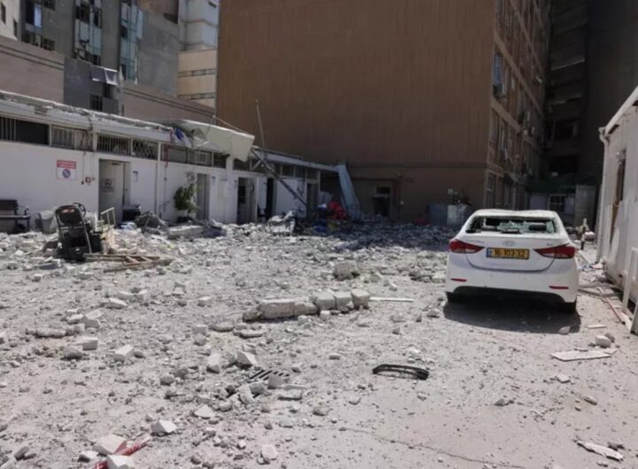 il missile iraniano caduto su Beer Sheva