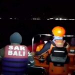 Le ricerche dei dispersi del traghetto affondato a Bali