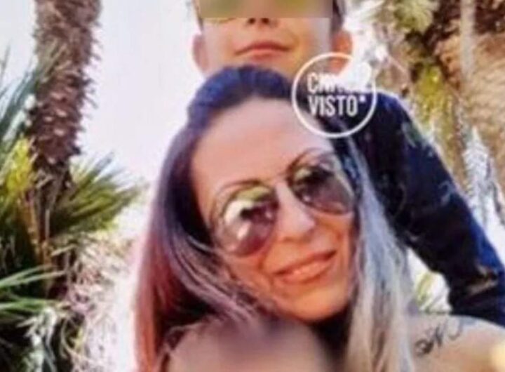 loredana elena chimu con il figlio