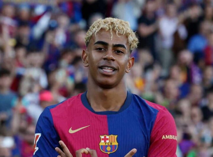 Il calciatore del Barcellona Lamine Yamal