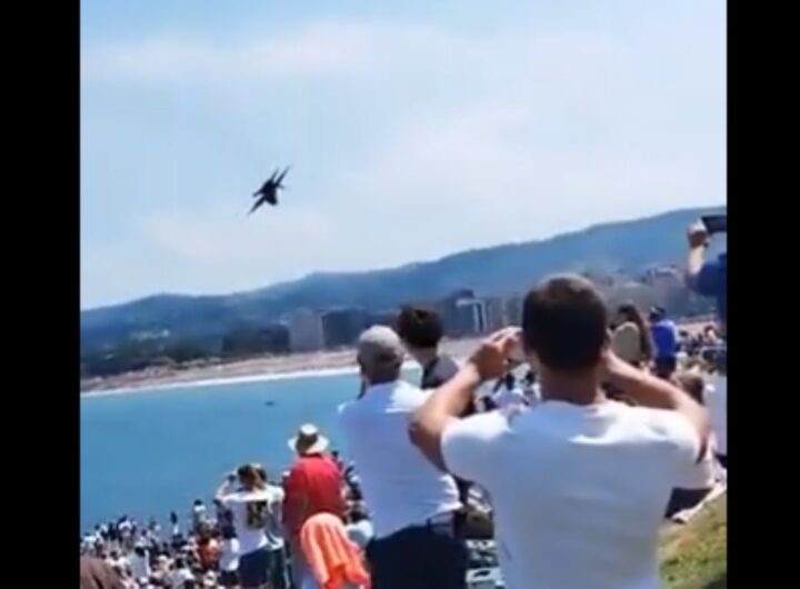 jet militare vicino spiaggia