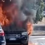 auto in fiamme