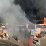 Il momento della seconda esplosione a Roma al distributore di gpl