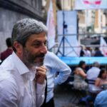 Elezioni Regionali a -7, irrompe il condono edilizio: ecco i punti chiave della polemica, nella foto Roberto Fico