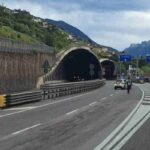 L'intervento degli agenti per salvare il piccolo nella Valsugana