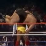 Hulk Hogan solleva André The Giant, in quello che è considerato il match di wrestling più iconico di sempre