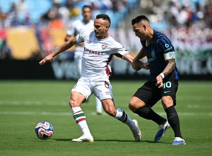 lautaro in azione contro il fluminense