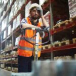 Un lavoratore stanco