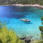 È l'isola greca più sottovalutata di tutte, ma ha spiagge incantevoli e borghi storici, ecco di che si tratta