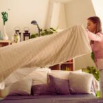 I consigli per pulire a fondo il letto
