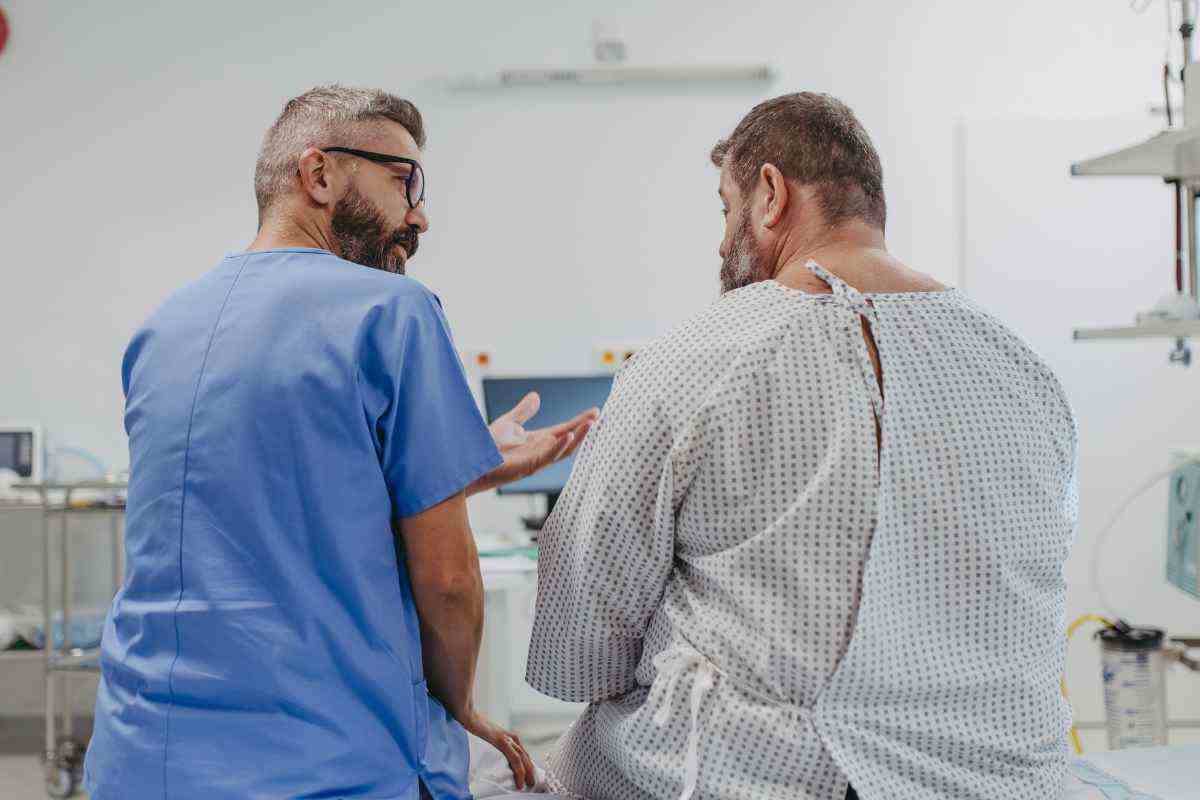 Italia, i medici lanciano l’allarme: donne colpite tre volte di più rispetto agli uomini, l’allarme degli endocrinologi scuote la sanità