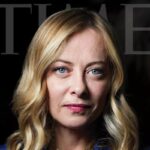 Almasri tormentone d’agosto ma silenzio su un atroce delitto: si vive per le elezioni, nella foto giorgia meloni sulla copertina del time