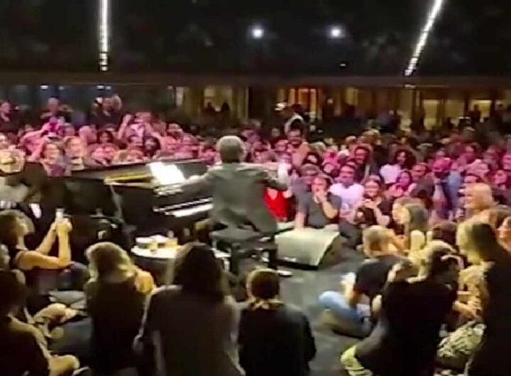 Nick Cave sul palco all'Auditorium di Roma