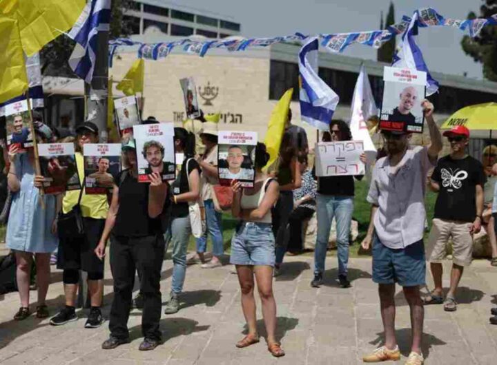Foto di ostaggi israeliani