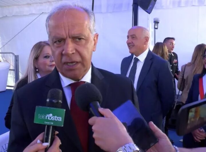 il ministro piantedosi