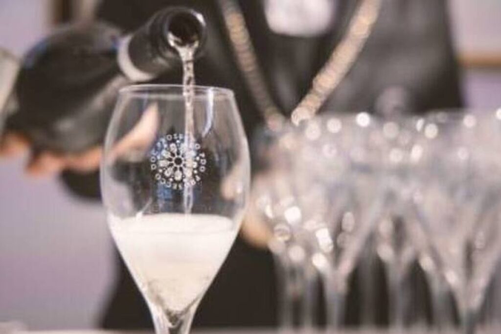 Una bottiglia di prosecco