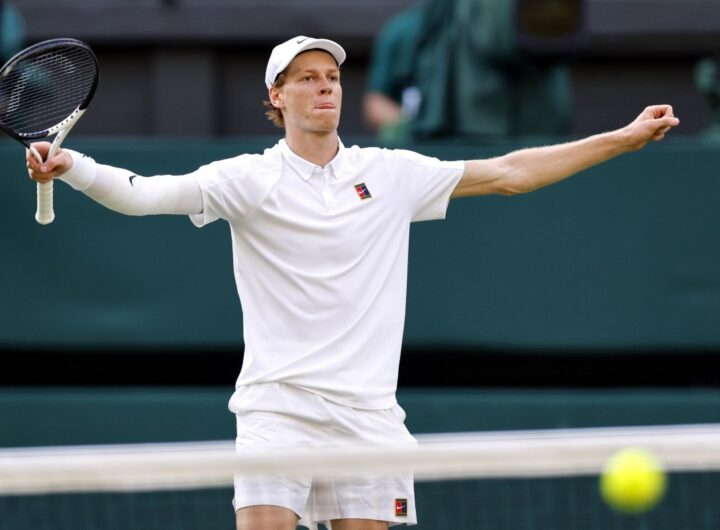 Sinner a Cincinnati, in 59’ ha eliminato Galan confermando che il cemento è la sua superficie preferita, nella foto sinner vince wimbledon